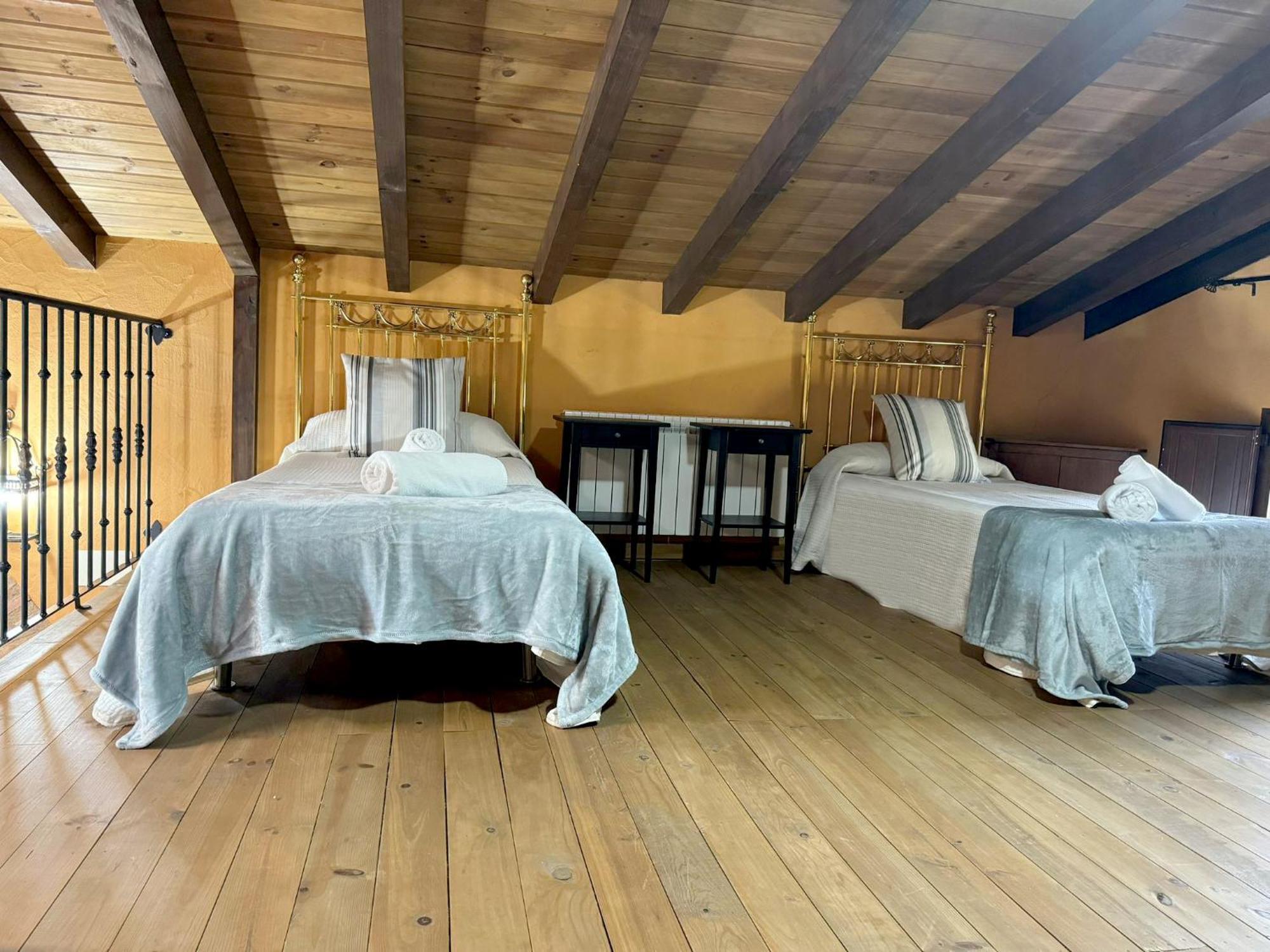 Villa Amanecer Candeleda Eksteriør bilde